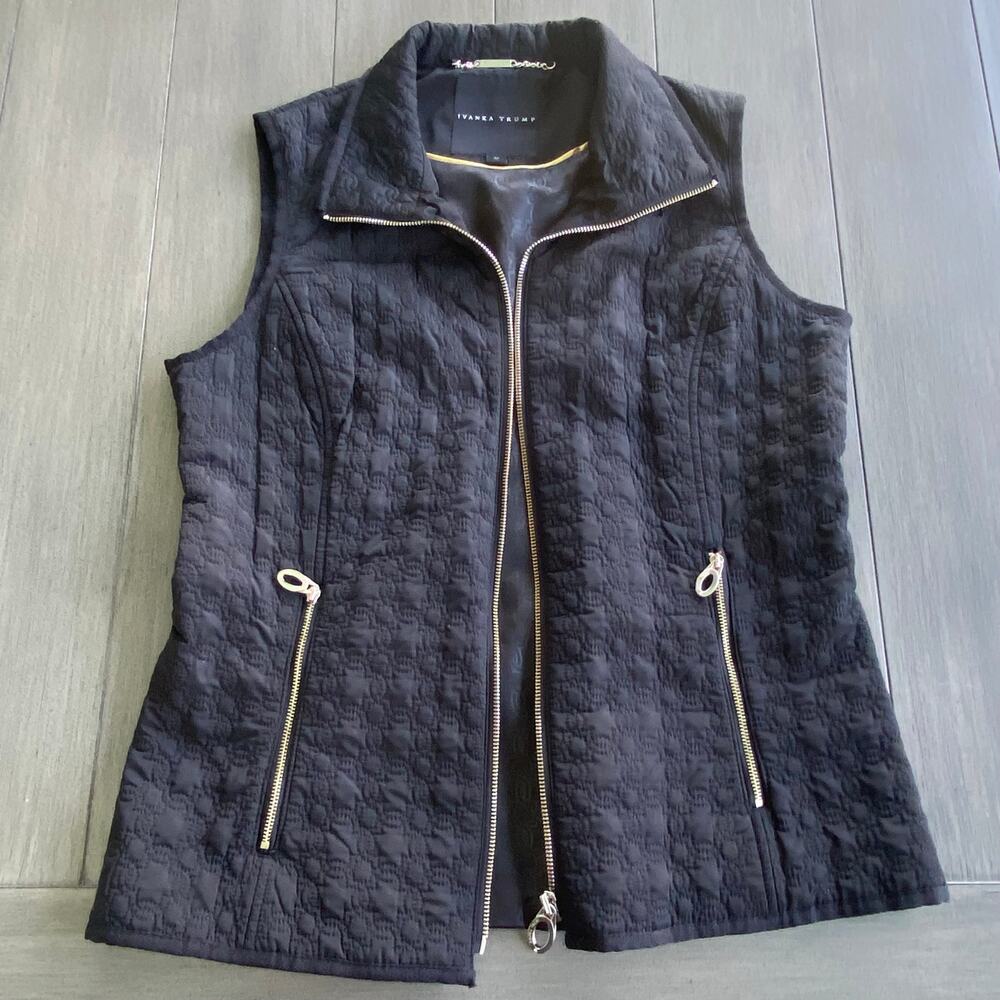 Ivanka Trump Quilted Vest Medium Black • Full Zip • Gold details • Stand Collar